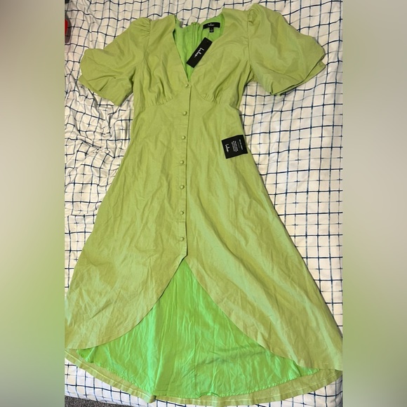 LULUS DRESS - Picture 1 of 1